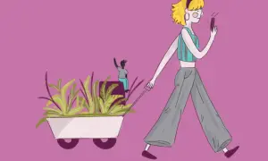 Chica con móvil ignora a amigo en carretilla de plantas. Parece que está en la friend zone.