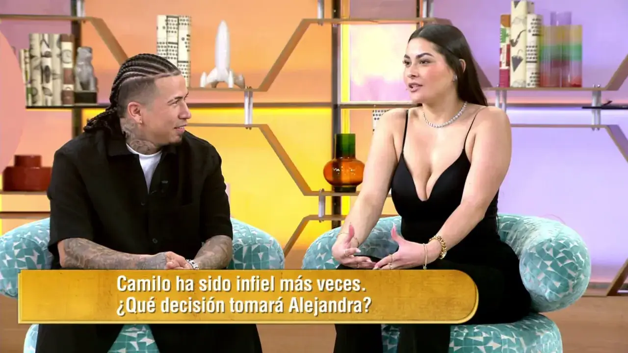 Pareja discute infidelidad. &iquest;C&oacute;mo saber si tu pareja te enga&ntilde;a? Camilo ha sido infiel, &iquest;qu&eacute; har&aacute; Alejandra?